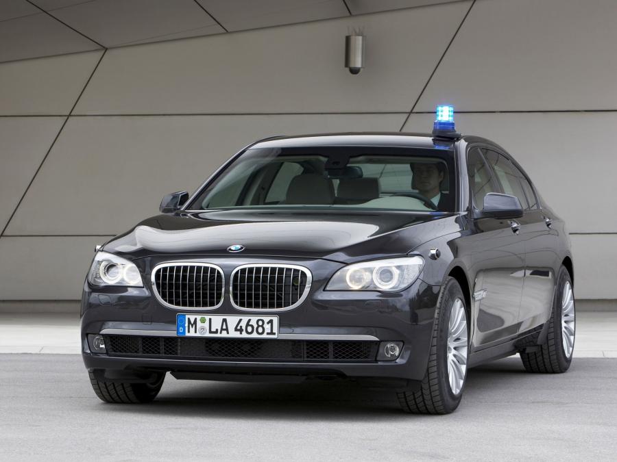  BMW 760Li Security 2009 года  (фото 10 из 16)